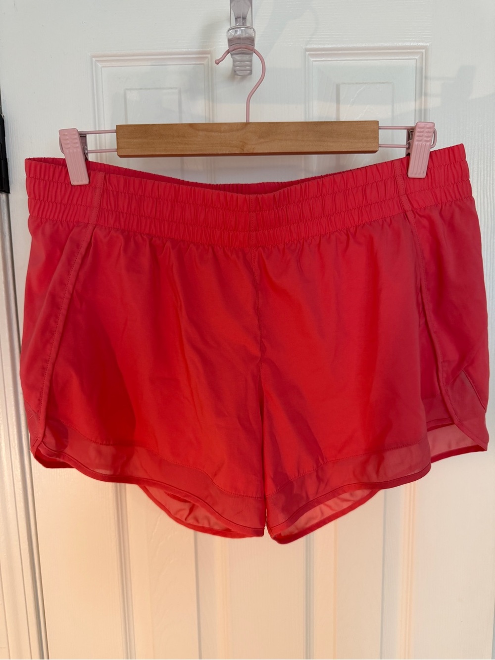 Athleta Coral Mesh Racer Run 4” Running Shorts